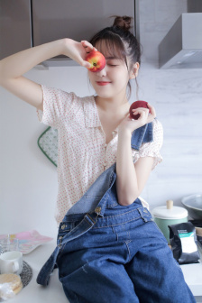 动漫美女性感